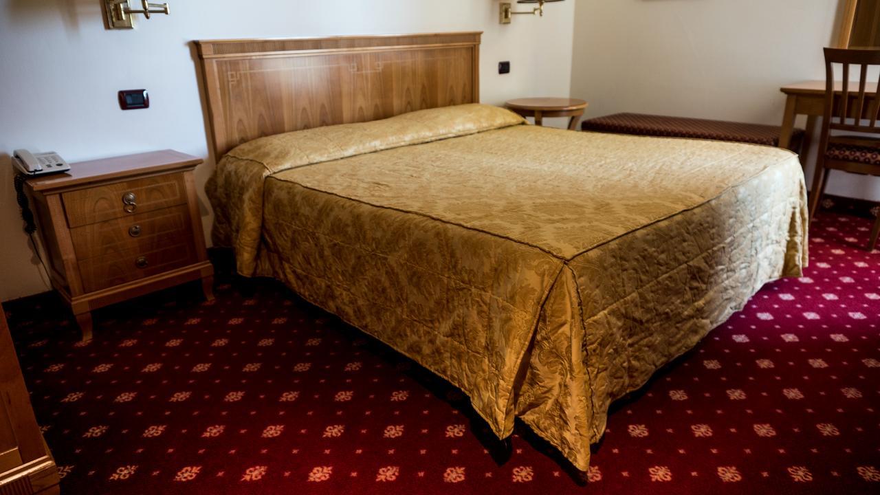 Albergo Ristorante Da Domenico Monte San Savino Ngoại thất bức ảnh