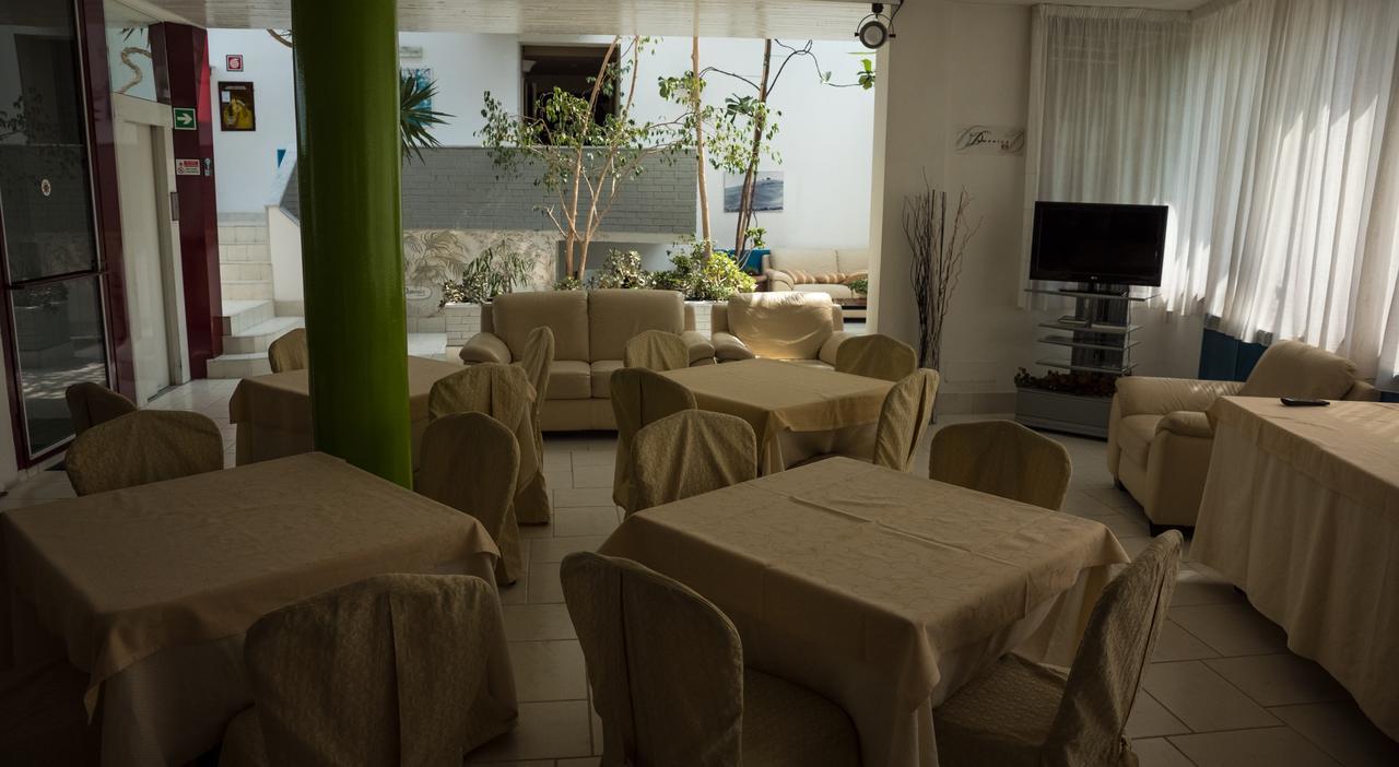 Albergo Ristorante Da Domenico Monte San Savino Ngoại thất bức ảnh